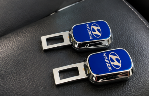 2 Pc Premium Silver Finish Limited Edition Hyundai Car Belt Buckle photo review
