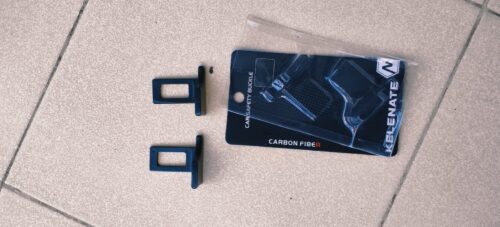 Car Seat Belt Buckle Clip – 2 Pieces ( Iron Cast Black ) photo review
